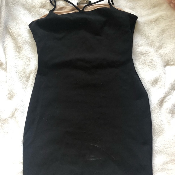 Black mini dress - Picture 2 of 3